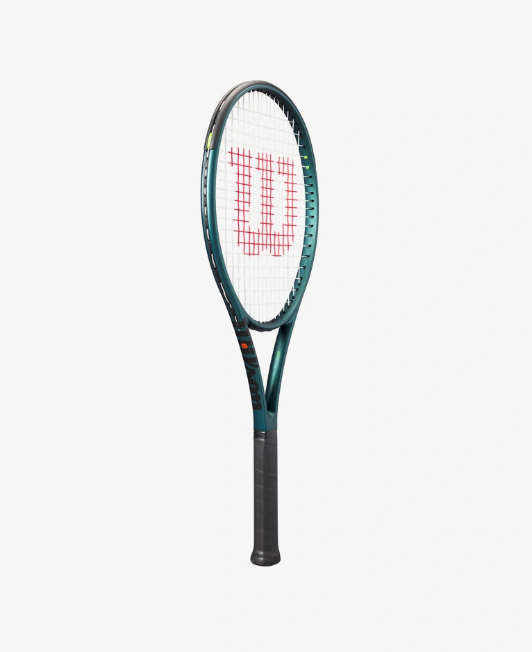 2024 Wilson BLADE 104 V9 Tennis Racket